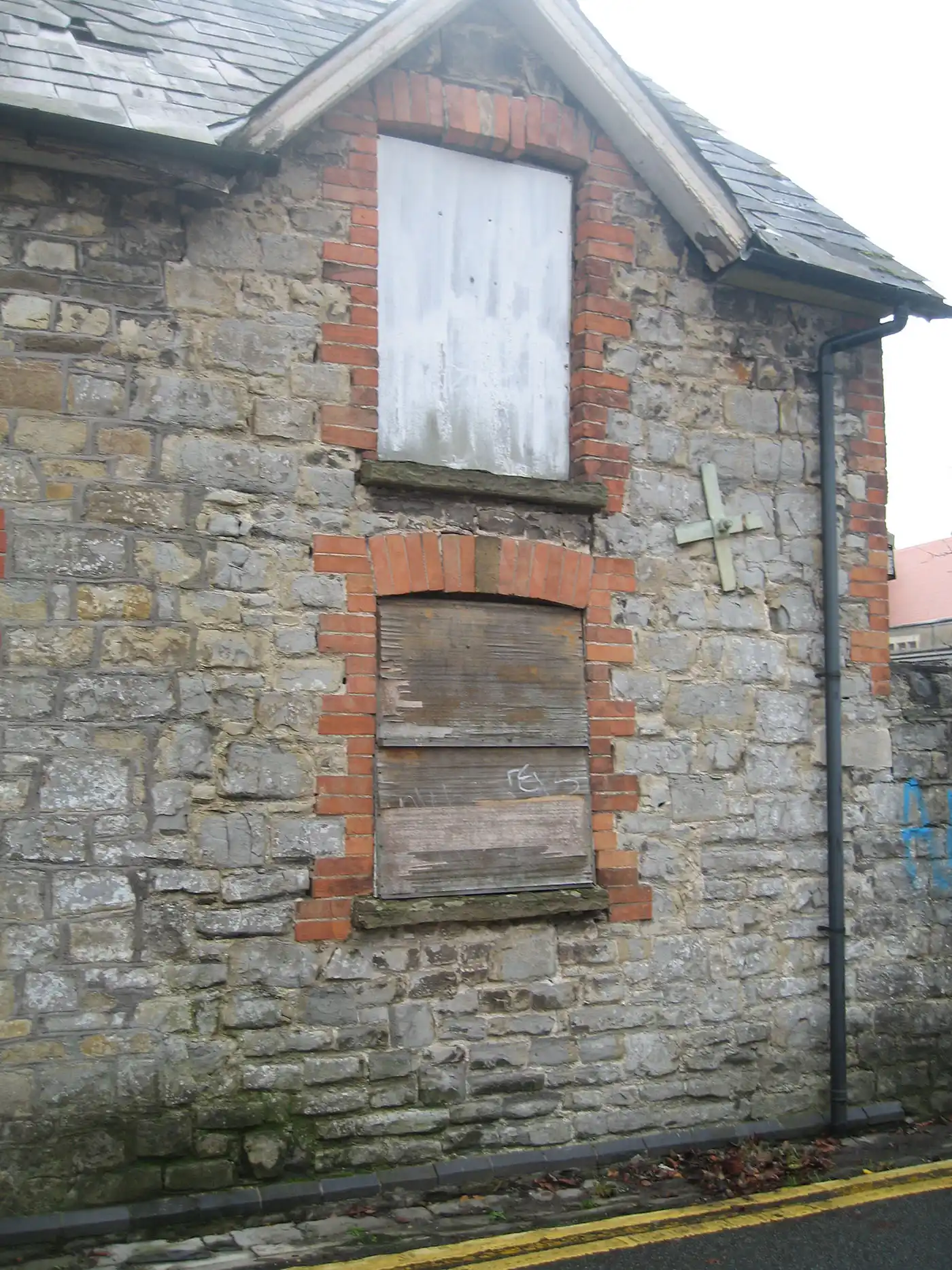 Front of a house before renovation